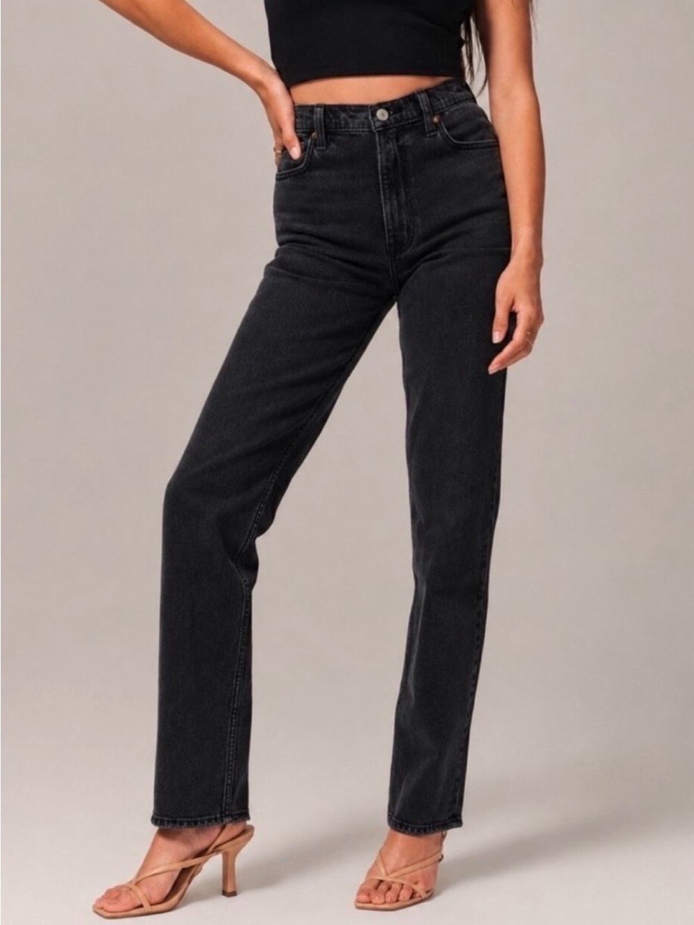 Abercrombie and Fitch Black the 90’s Straight Ultra High Rise Size 28 or 6R